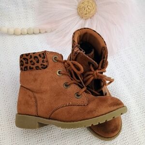 Cat & Jack Brown Leopard Kids Boots